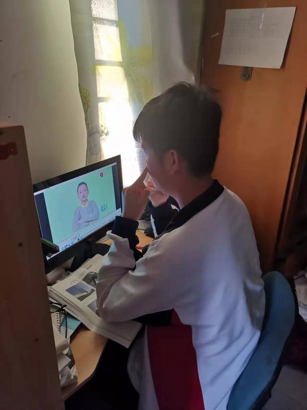 微信图片_20220330195449.jpg
