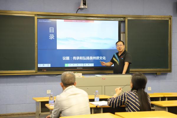 杨栓榕.JPG